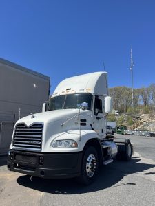 2017 MACK PINNACLE CXU612 9055162801
