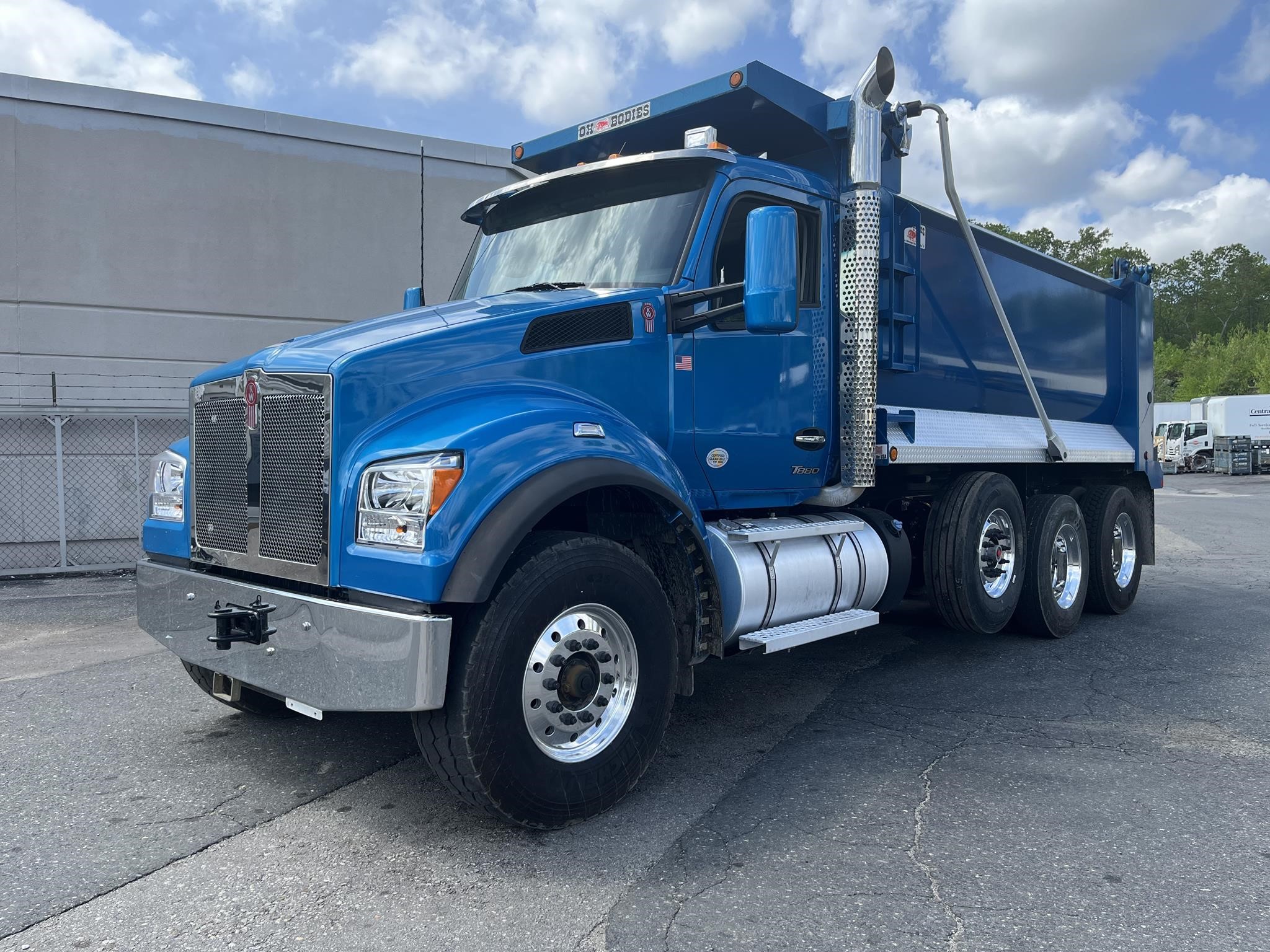 2024 KENWORTH T880 - image 3 of 6