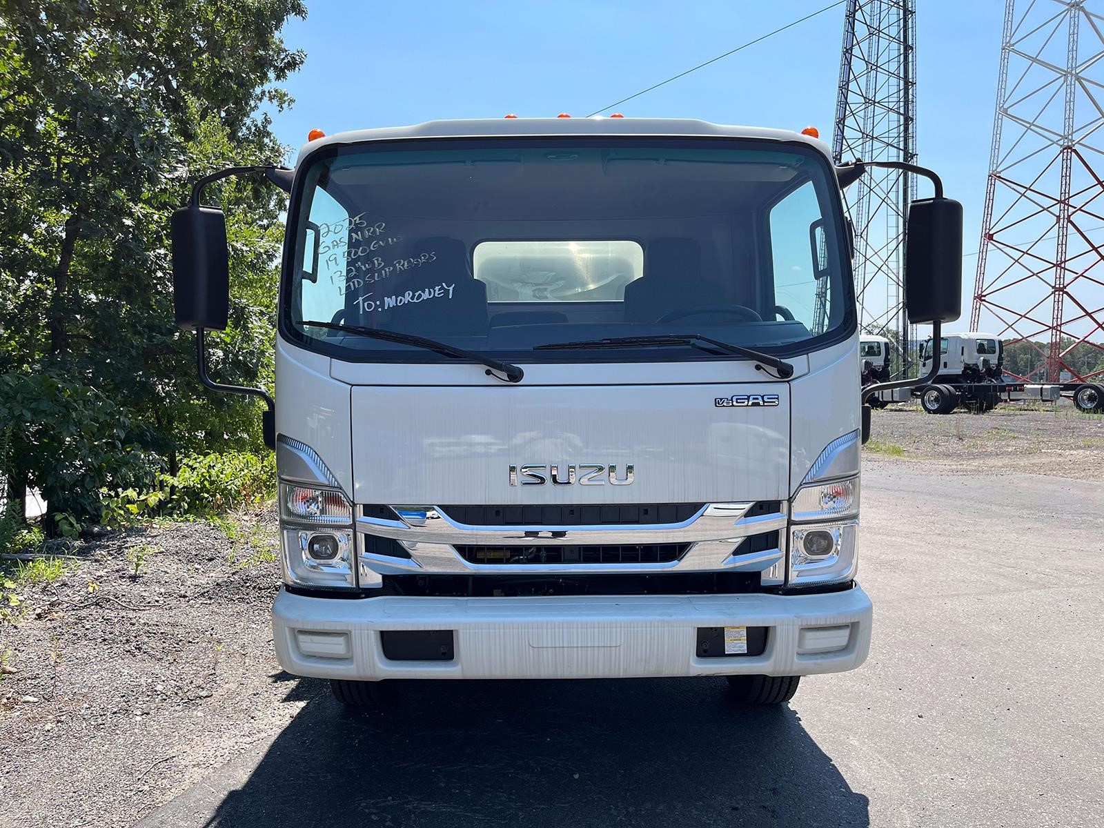 2025 ISUZU NRR - image 2 of 6