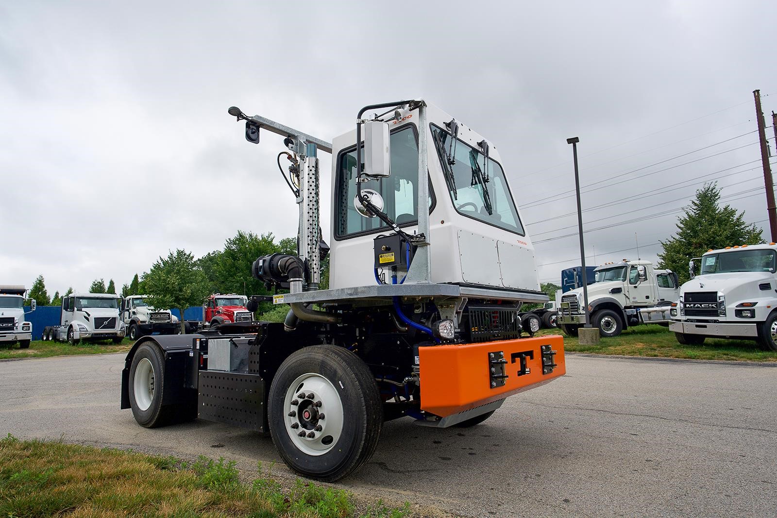2025 TICO PROSPOTTER - image 3 of 6