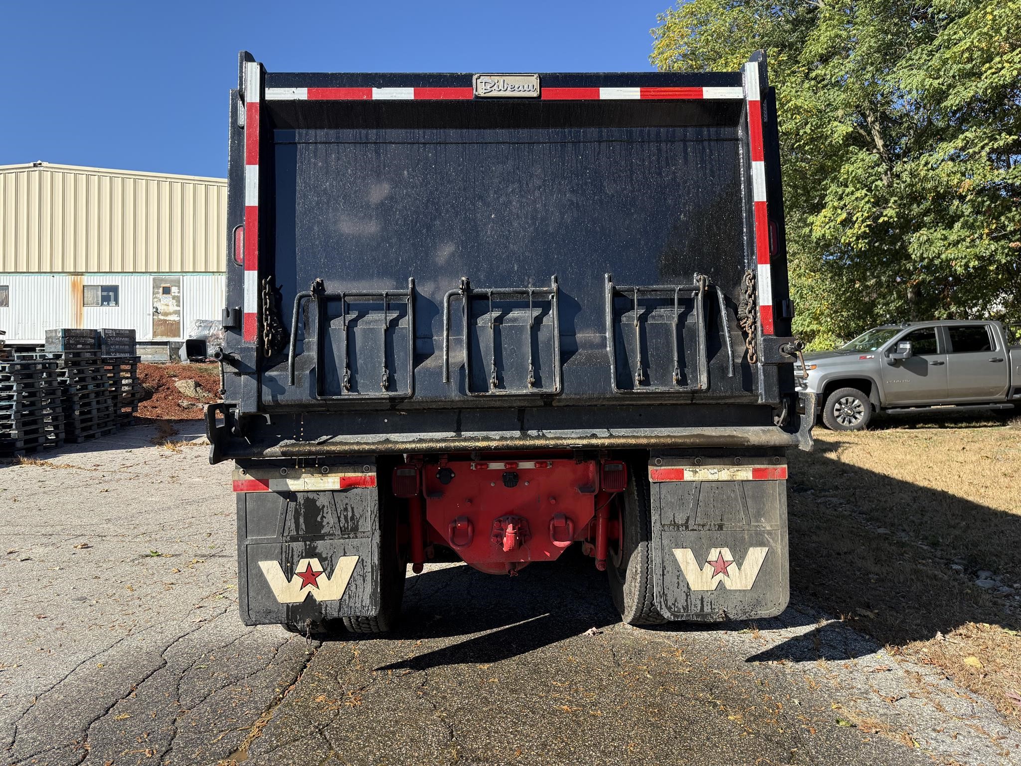 2019 WESTERN STAR 4700 - image 4 of 6