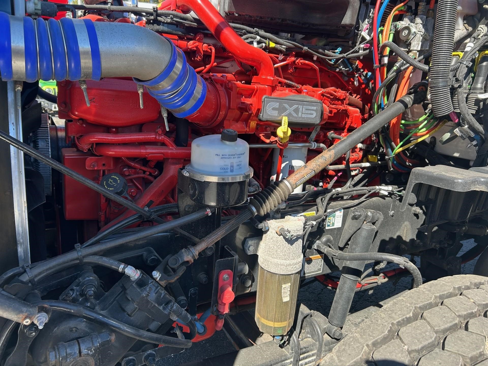 2021 PETERBILT 567 - image 5 of 6