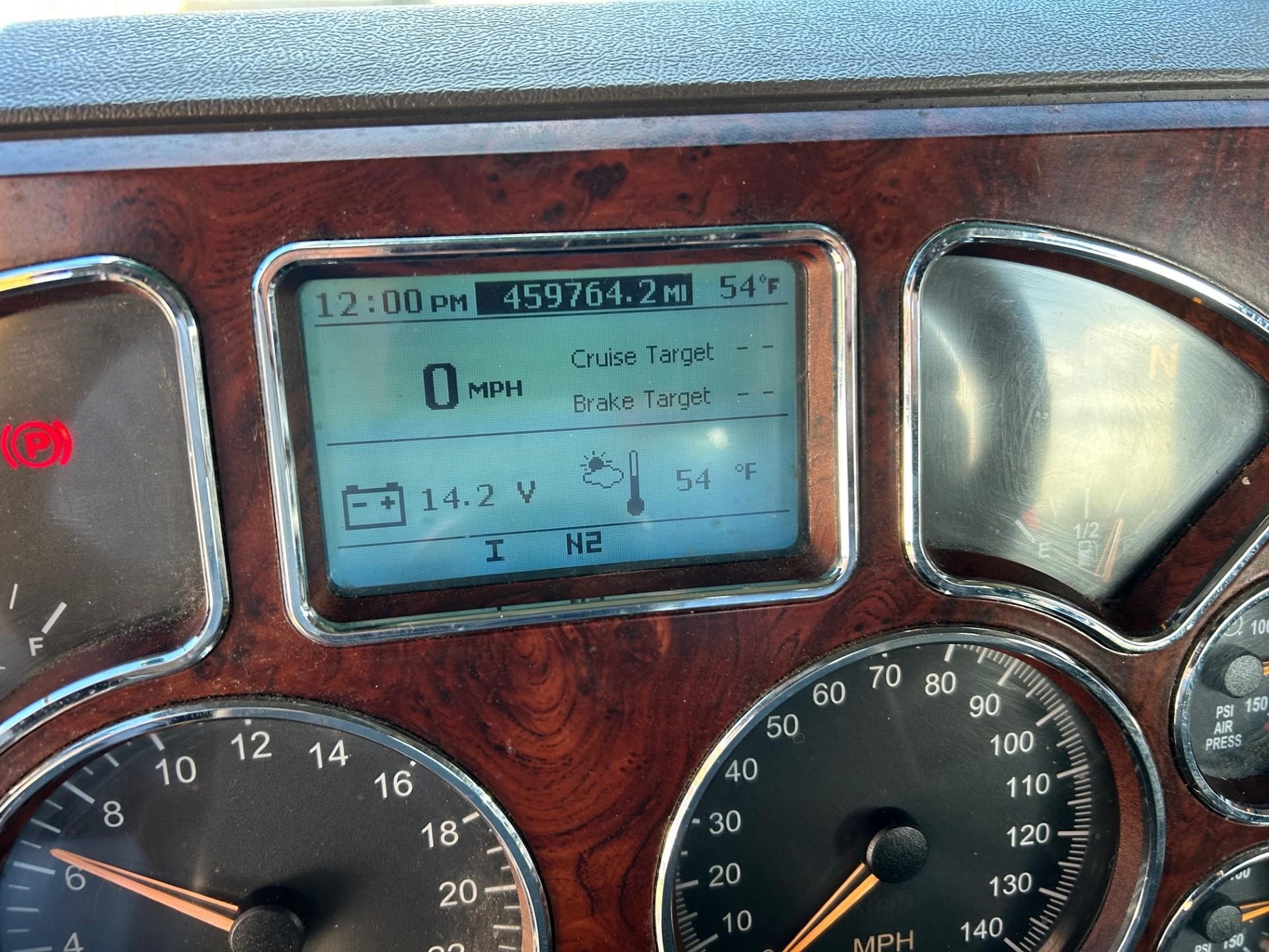 2018 MACK PINNACLE CHU613 2018 MACK PINNACLE CHU613 - image 5 of 6