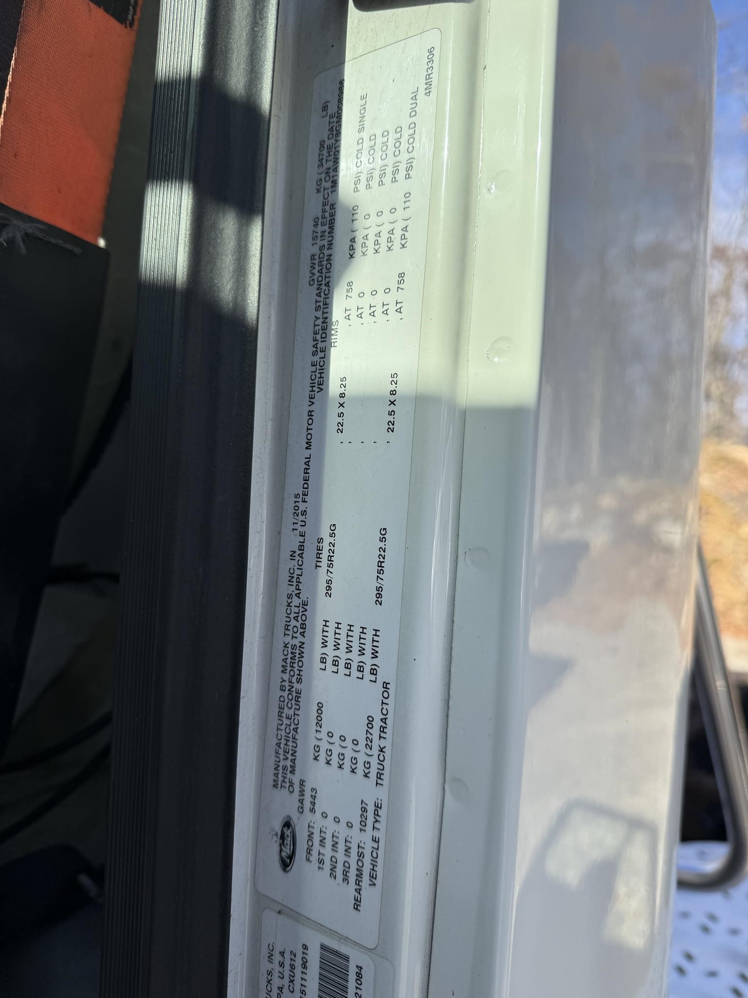 2016 MACK PINNACLE CXU612 2016 MACK PINNACLE CXU612 - image 6 of 6