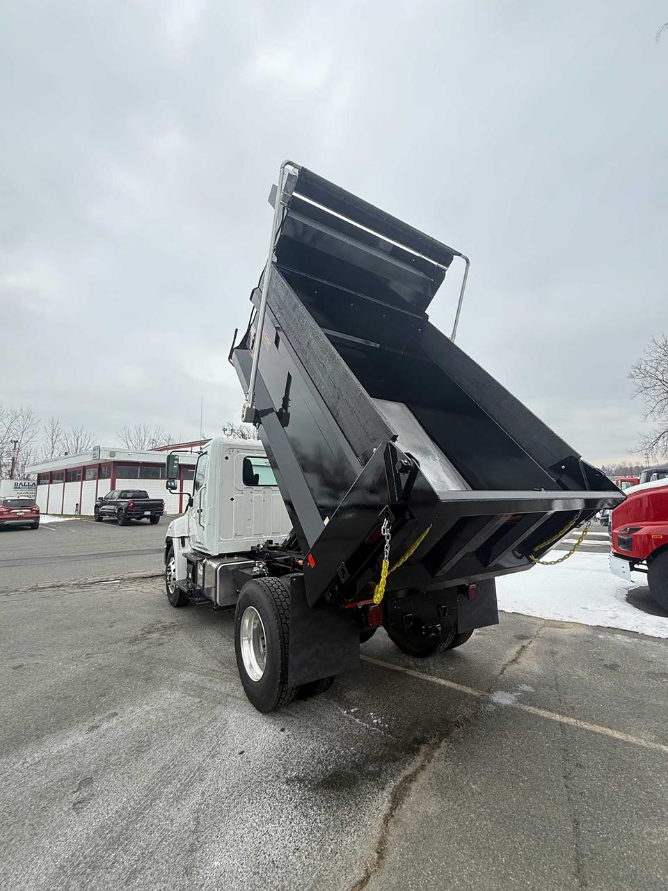 2025 HINO L6 - image 6 of 6