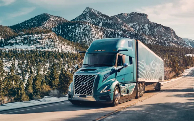 Volvo Trucks VNL 660 Volvo Trucks VNL 660 - image 1 of 4