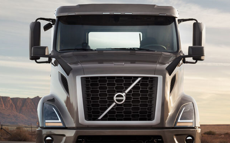 Volvo Trucks VNR 400 Volvo Trucks VNR 400 - image 4 of 4