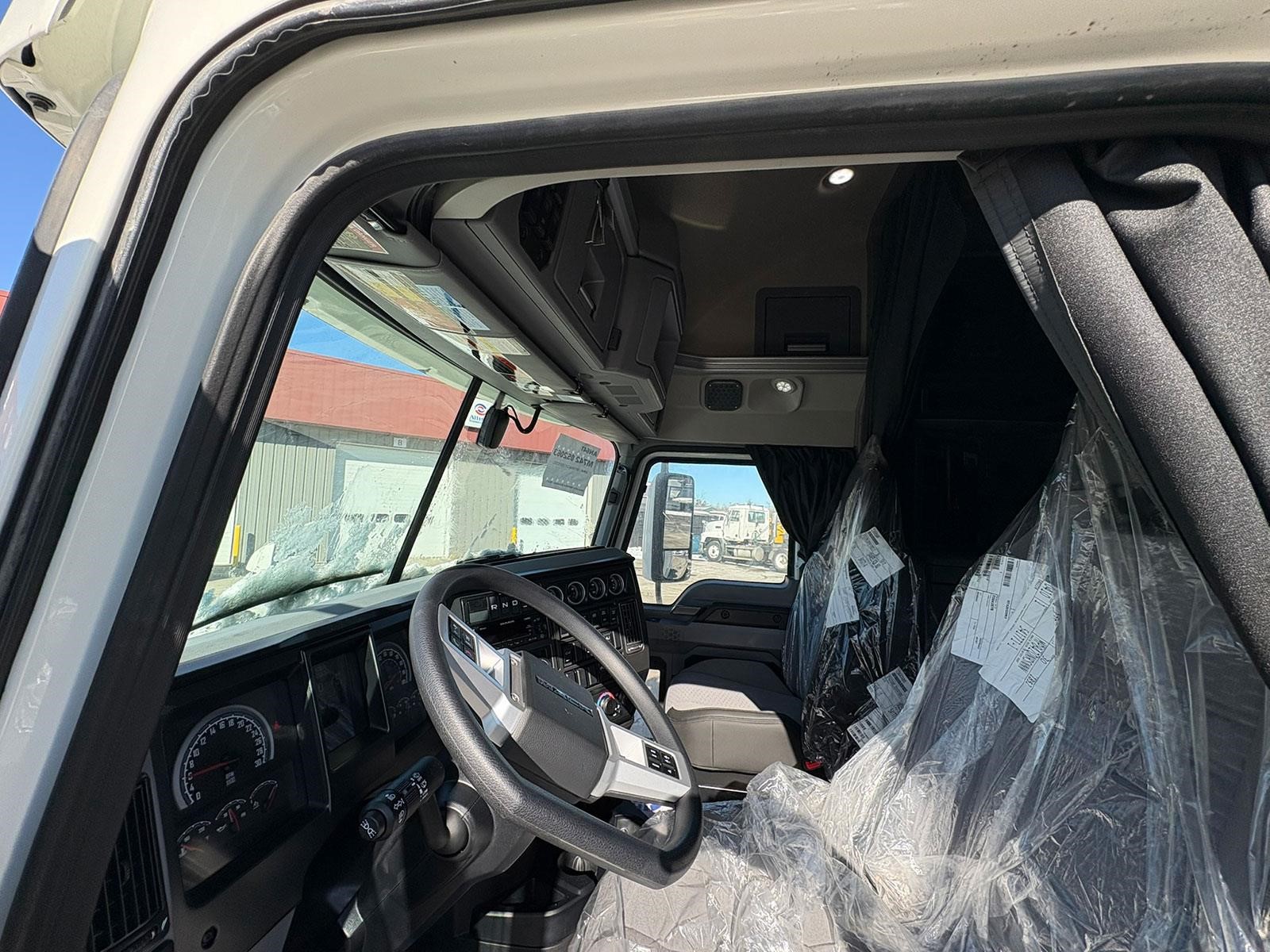 2025 MACK ANTHEM 64T - image 3 of 4