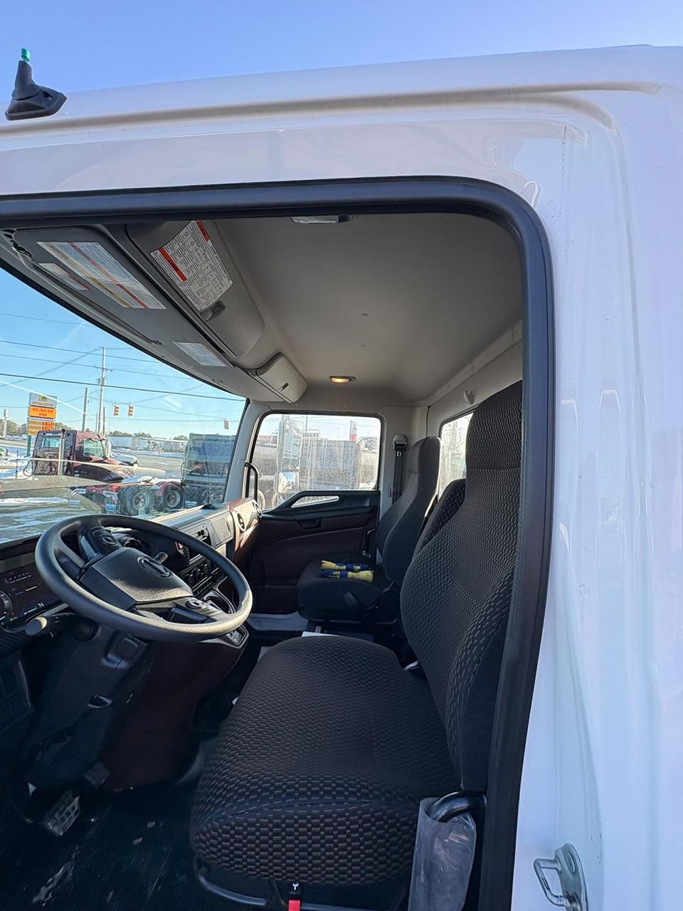 2026 HINO L7 - image 6 of 6