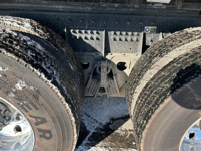 2025 KENWORTH T880 - image 3 of 6