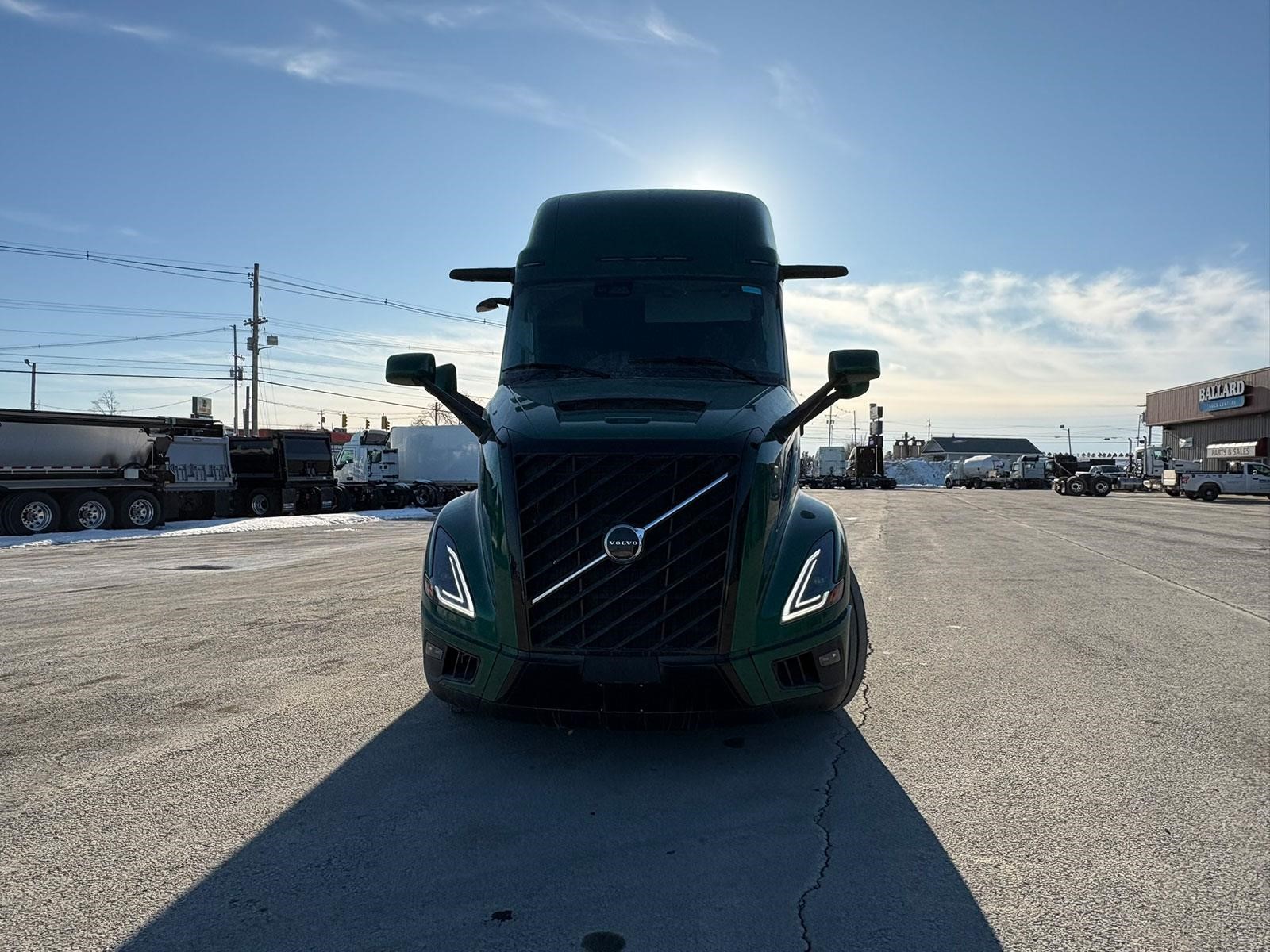 2026 VOLVO VNL64T860 - image 4 of 6