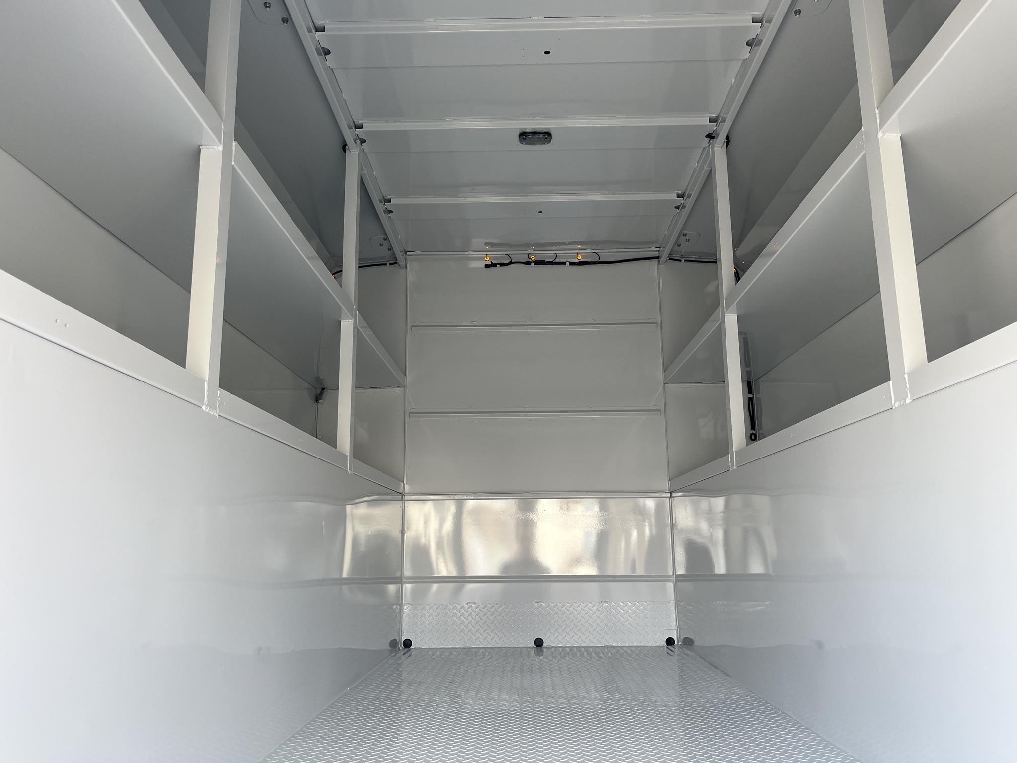 2026 Isuzu NPR - image 6