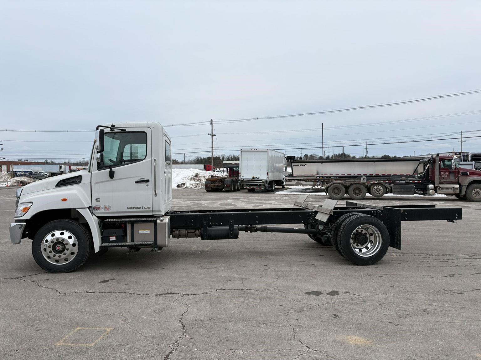 2026 Hino L6 - image 3