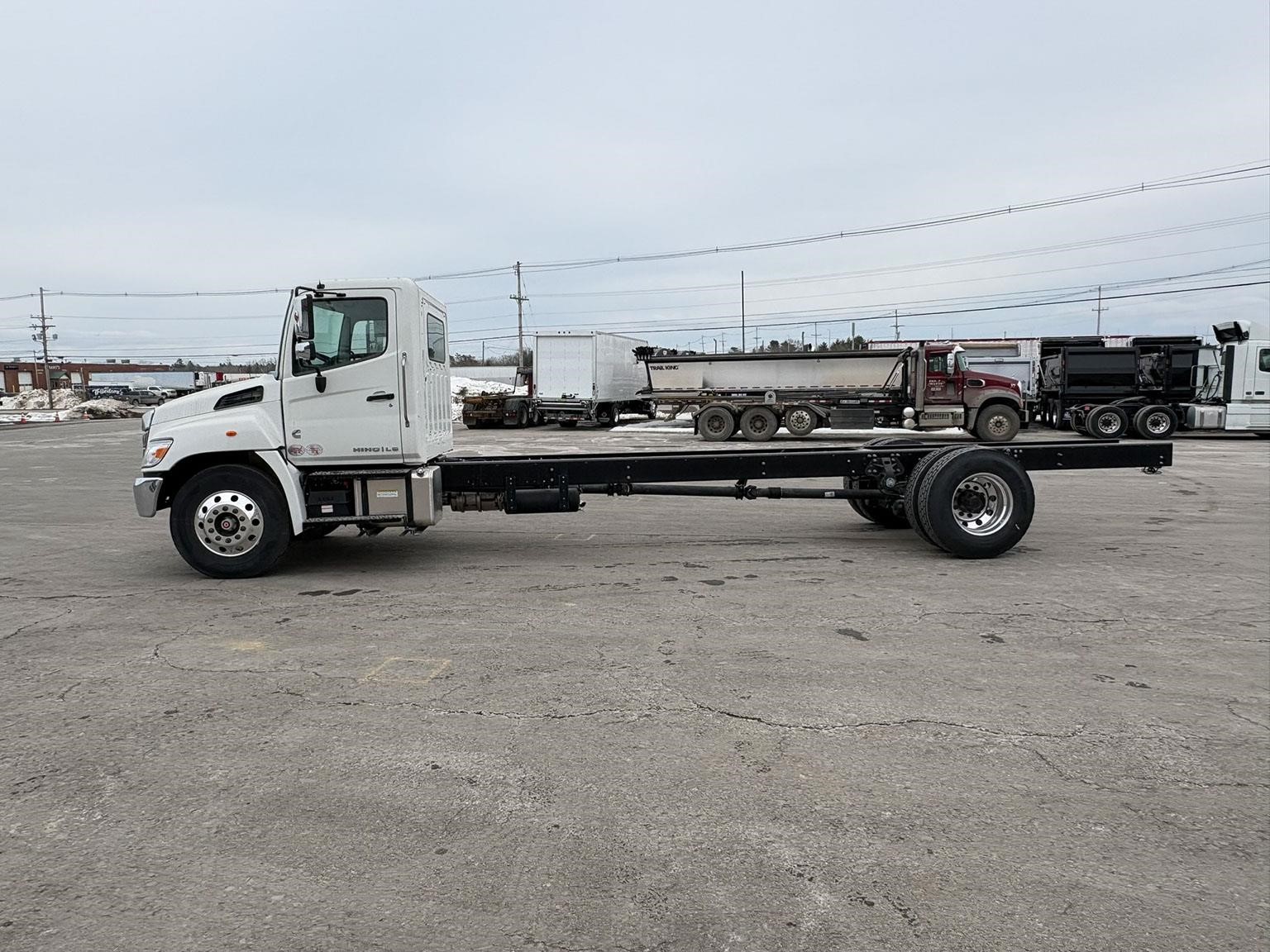 2026 Hino L6 - image 3