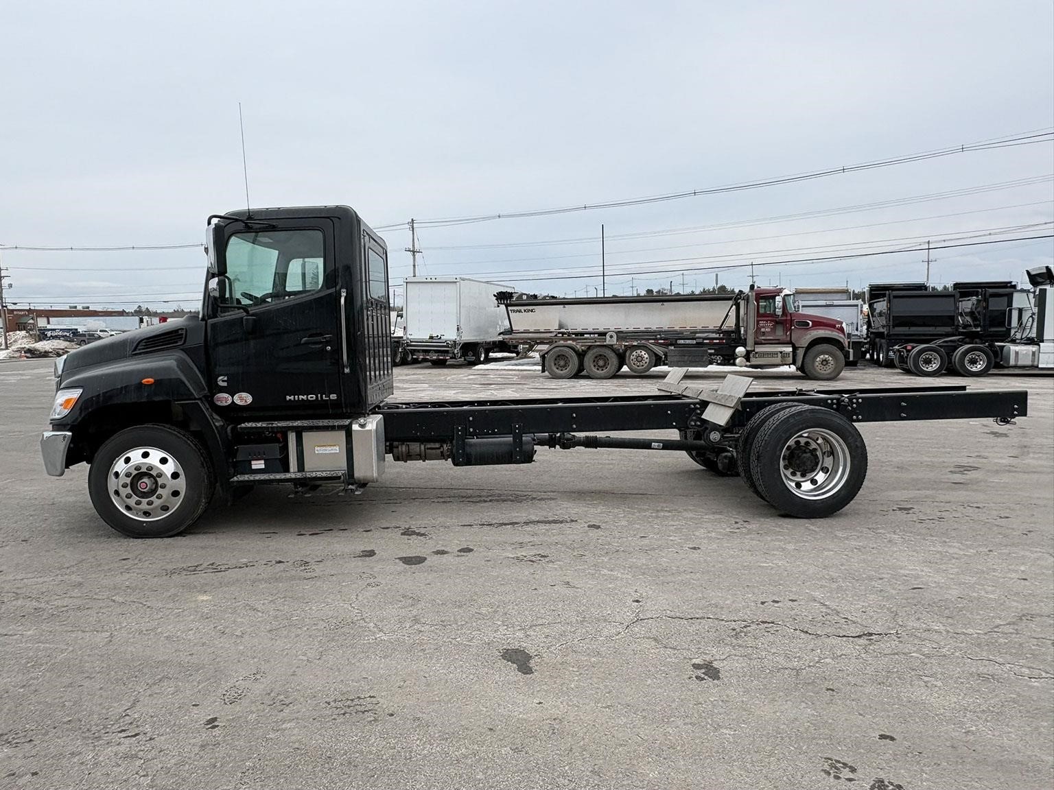 2026 Hino L6 - image 3