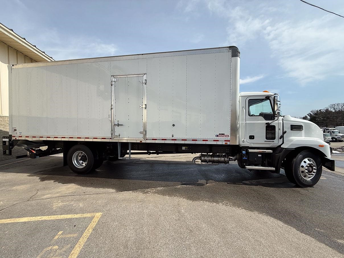 2025 Mack - image 3