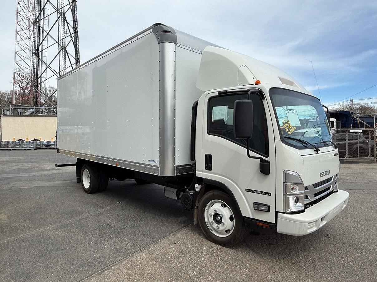 2026 ISUZU NPR HD - image 4 of 6