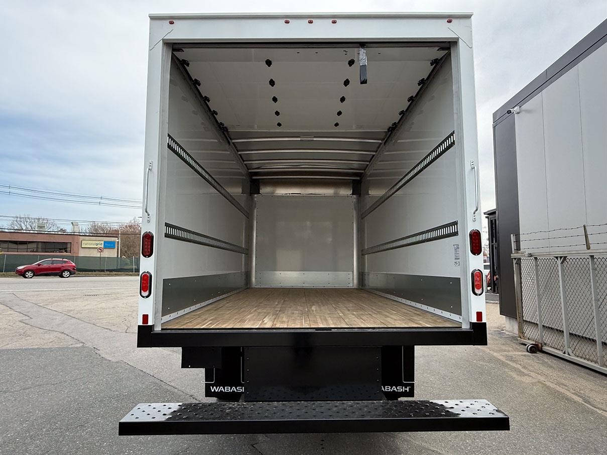 2026 ISUZU NPR HD - image 6 of 6
