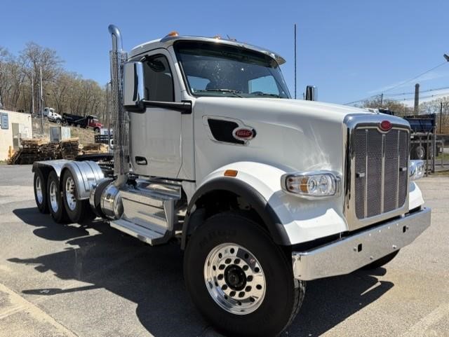 2027 PETERBILT 567 - image 2 of 6