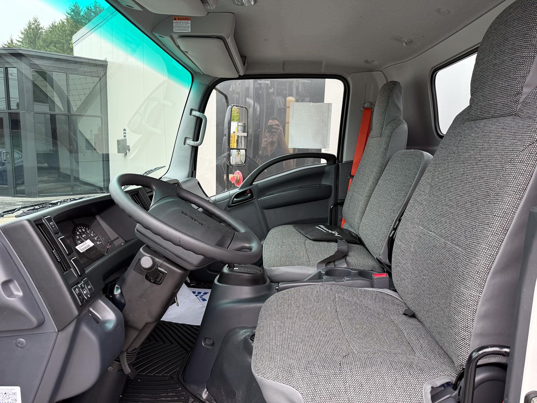 2026 ISUZU NPR HD 2026 ISUZU NPR HD - image 6 of 6