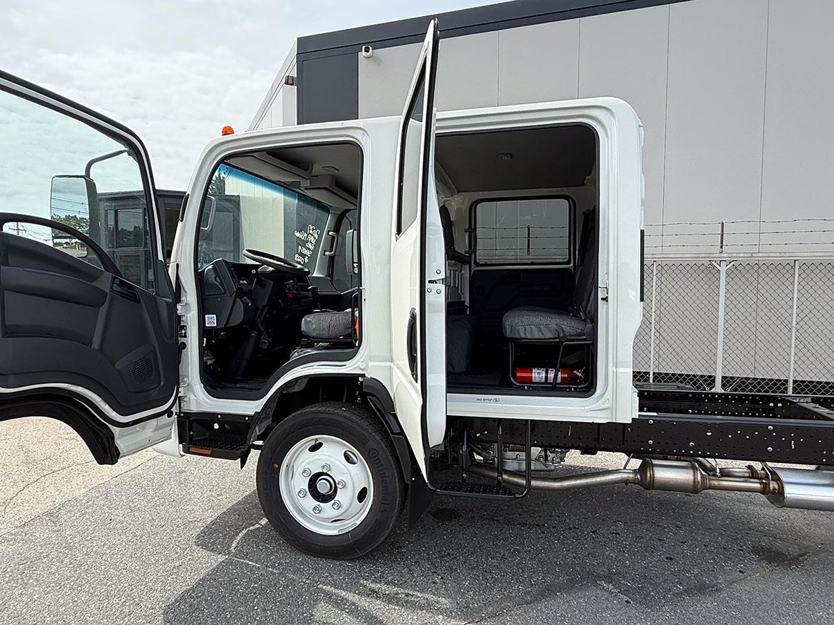 2027 Isuzu NRR in Worcester, MA — photo 6