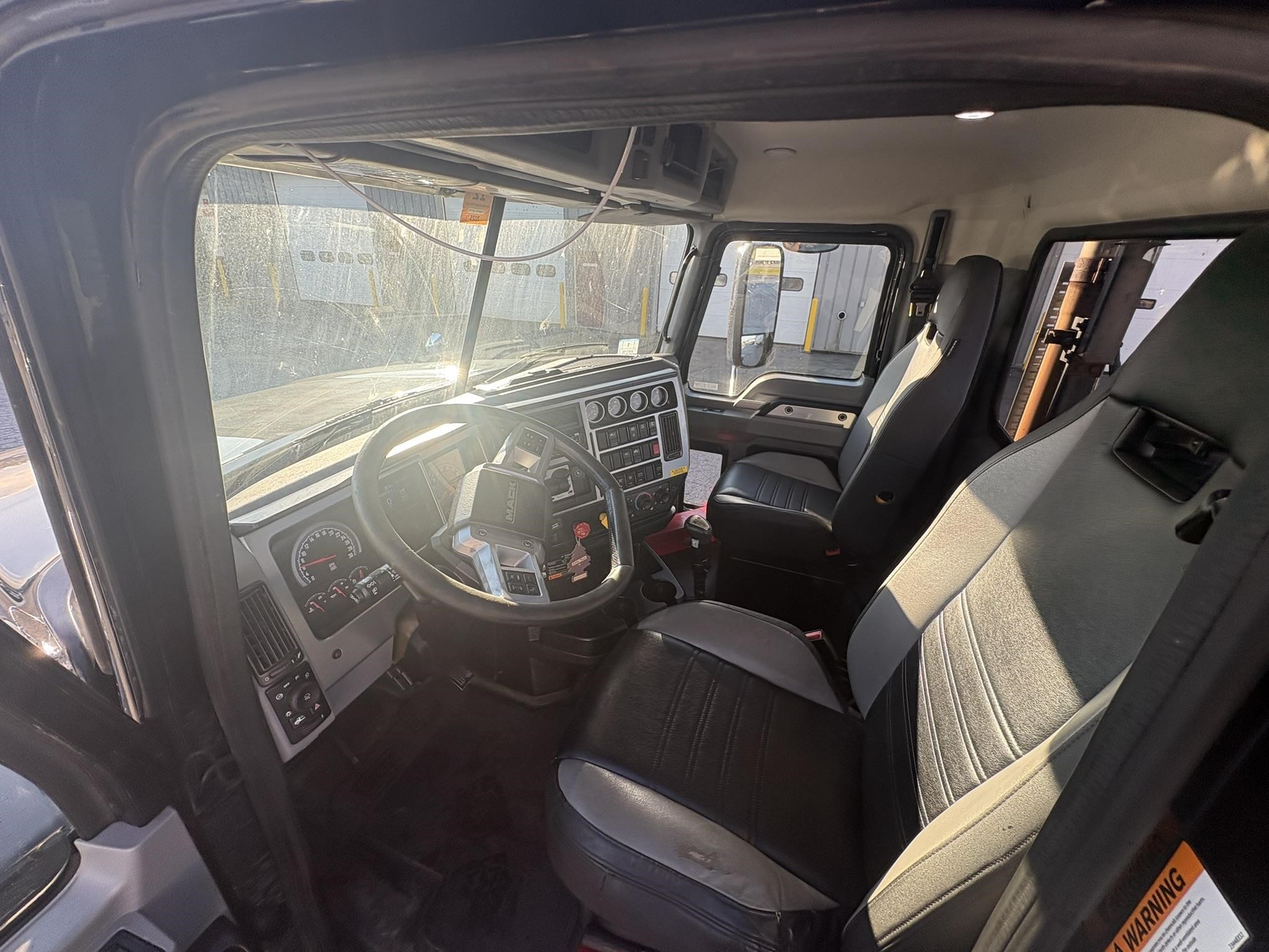 2019 MACK PI64 2019 MACK PI64 - image 6 of 6