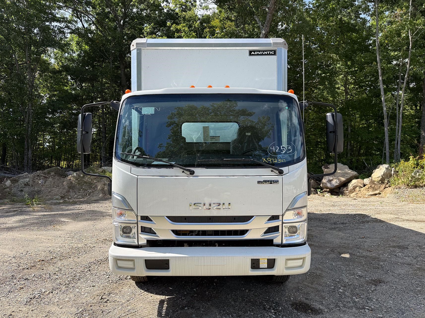 2026 ISUZU NPR HD 2026 ISUZU NPR HD - image 2 of 6