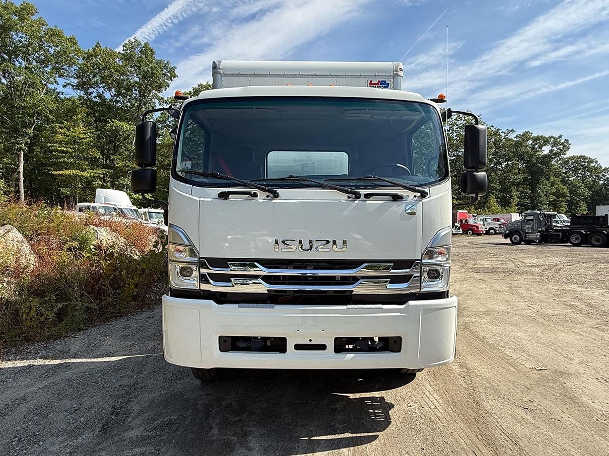 2025 Isuzu FTR in Worcester, MA — photo 2