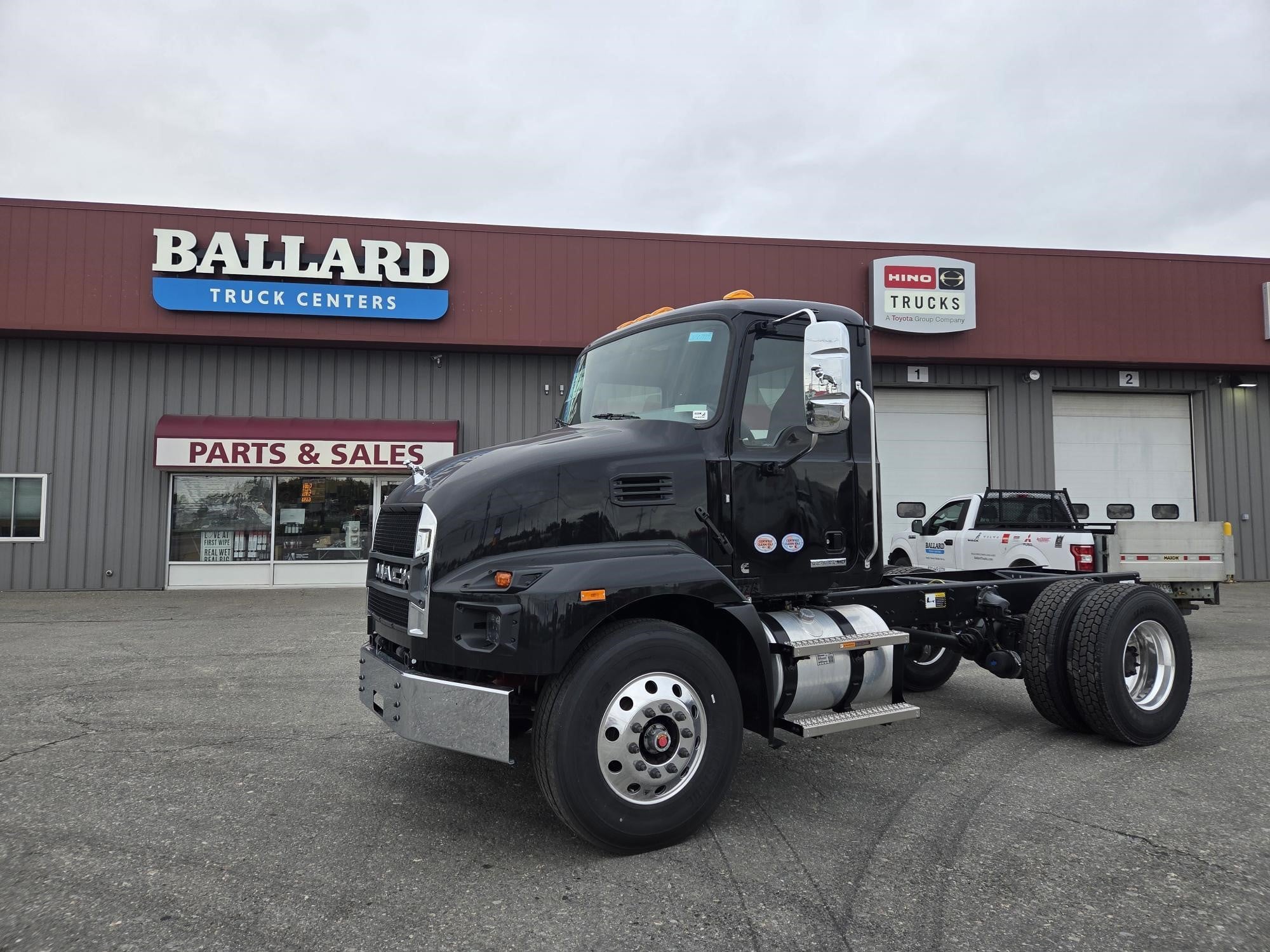 2027 Mack MD in Hermon, ME — photo 2