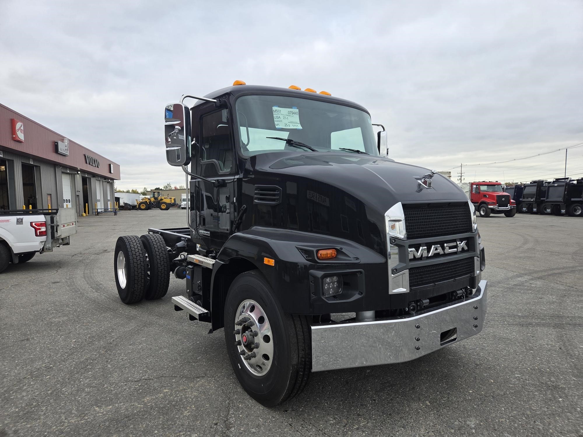 2027 Mack MD in Hermon, ME — photo 4